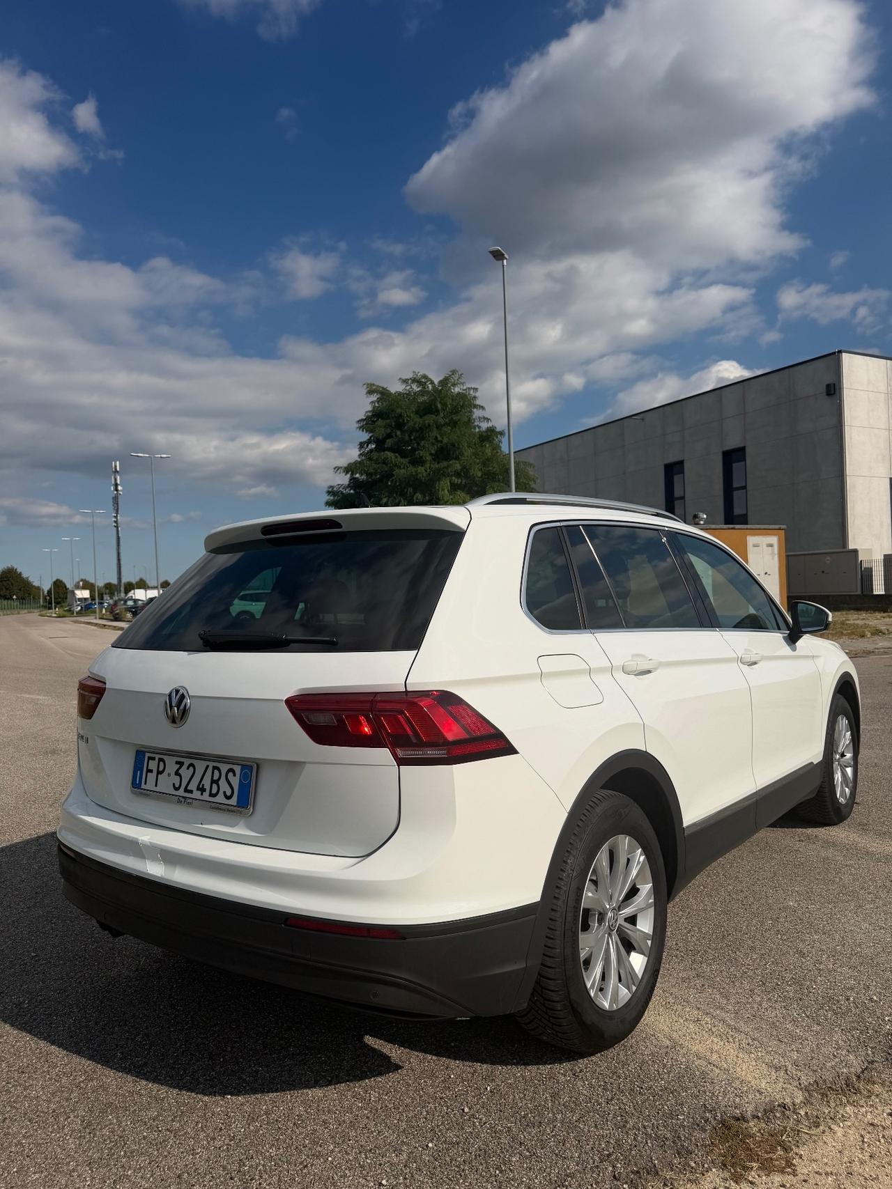 Volkswagen Tiguan 1.6 TDI SCR Urban BlueMotion Technology