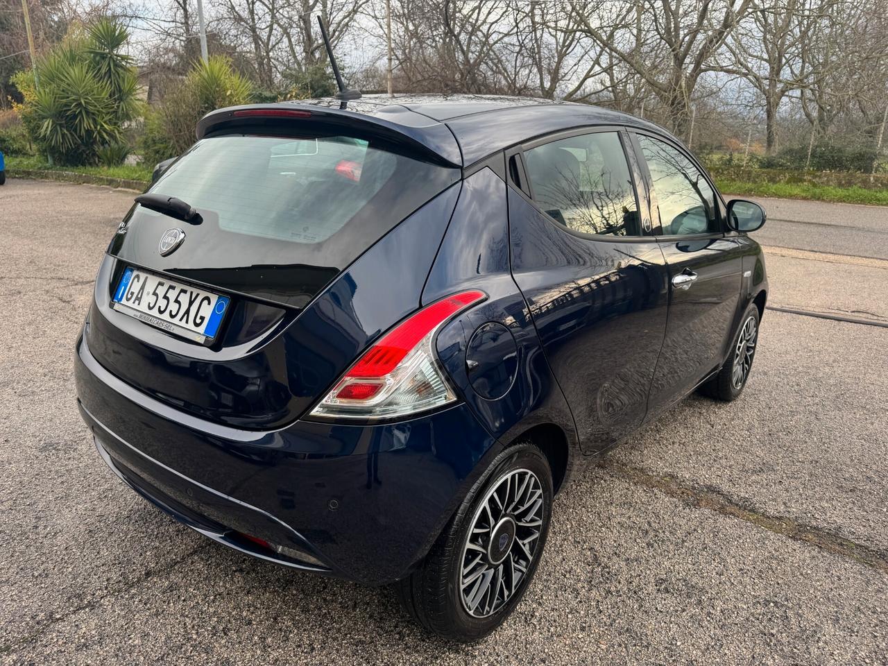 Lancia Ypsilon 1.2 69 CV 5 porte GPL Ecochic Gold