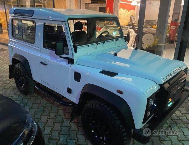LAND ROVER Defender 90 2.2 TD4 4posti