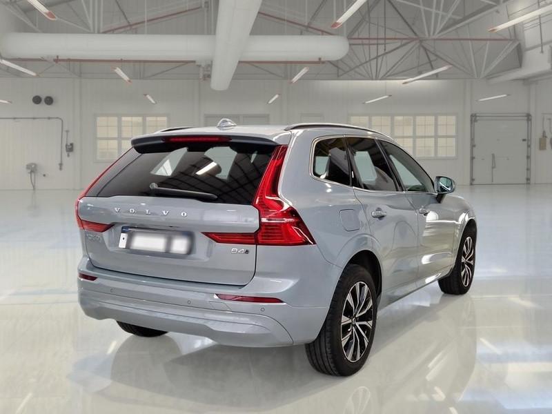 VOLVO XC60 B4 D AWD AUTOMATICO CORE SUV