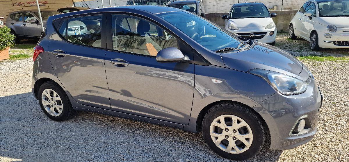 HYUNDAI i10 1.0 MPI Sound Edition