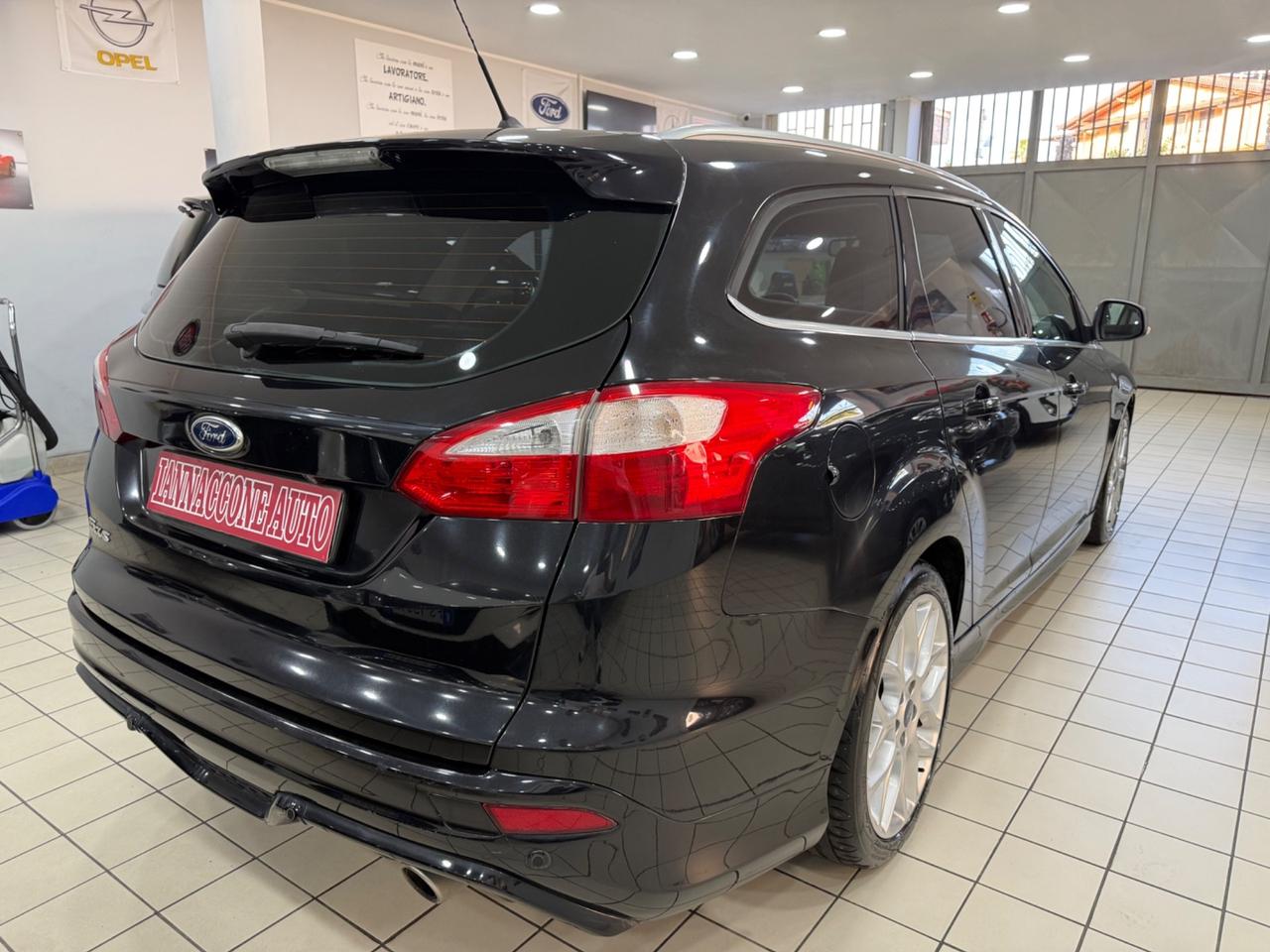 Ford Focus 2.0 titanium automatica 2014