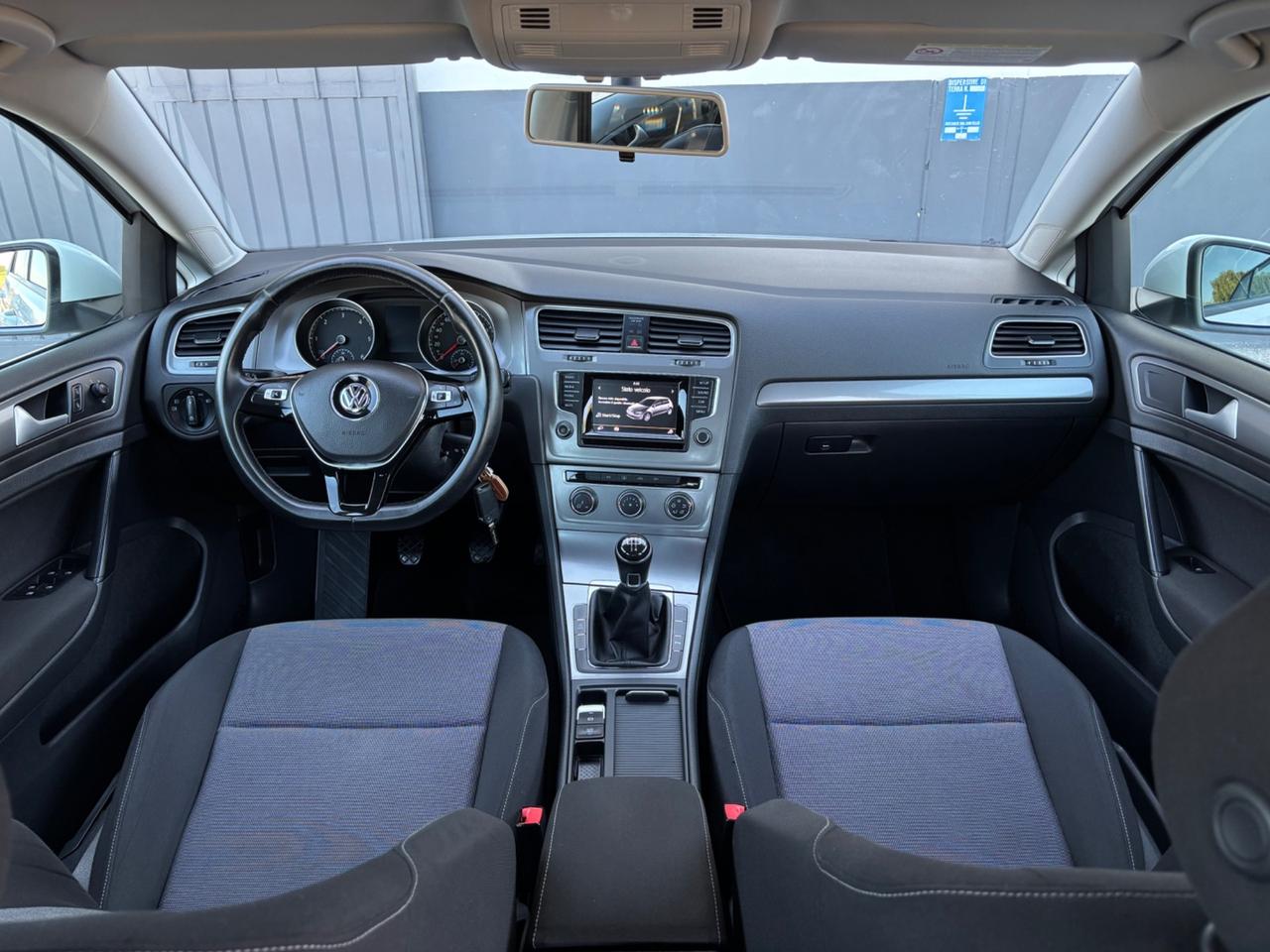 Volkswagen Golf 1.6 TDI. Neopatentati. Garanzia 12m