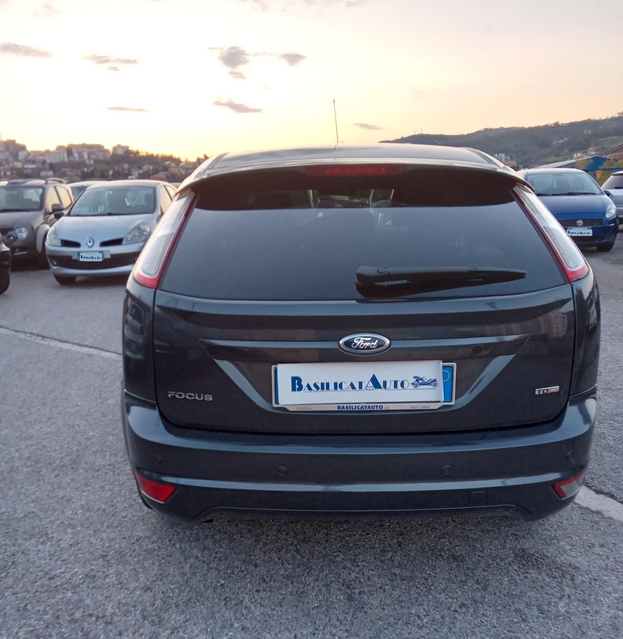 Ford Focus 1.6 TDCi (110CV) 5p. Tit. DPF