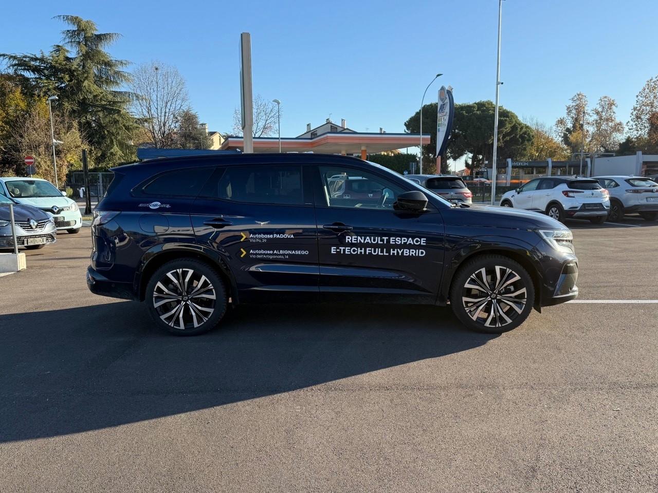 Renault Espace Full Hybrid E-Tech 200 Iconic