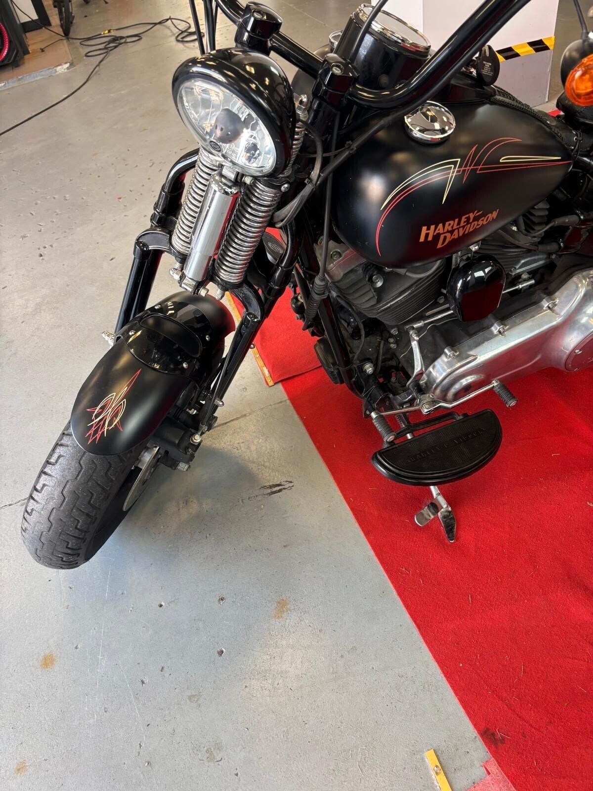 Harley-davidson Softail Cross Bones