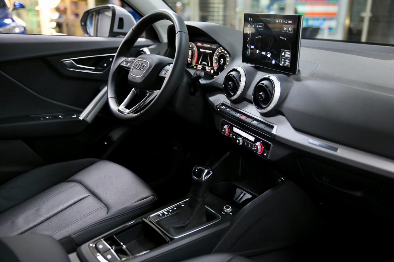 Audi Q2 Business Advanced 35 TDI S tronic
