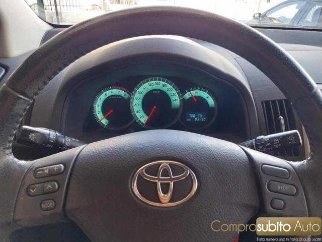 TOYOTA Corolla Verso 2.2 16V D-4D Luna 7pti