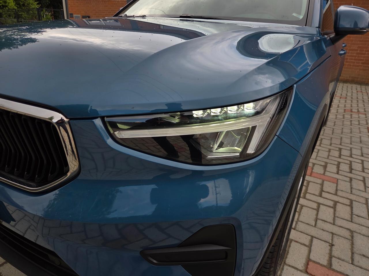 Volvo XC40 T2 automatico Core 129cv