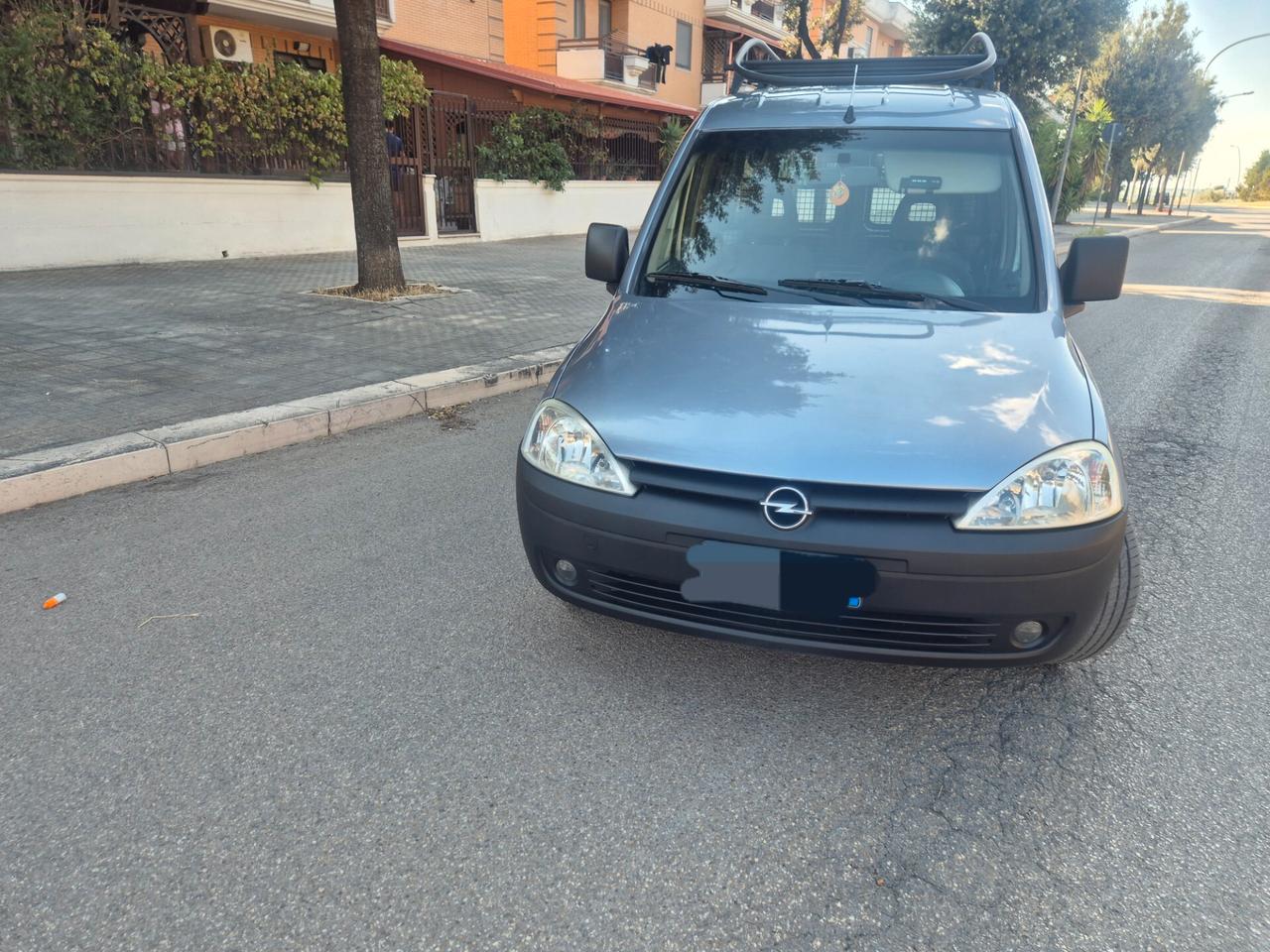 Opel Combo 1.6 94cv metano casa madre 2010