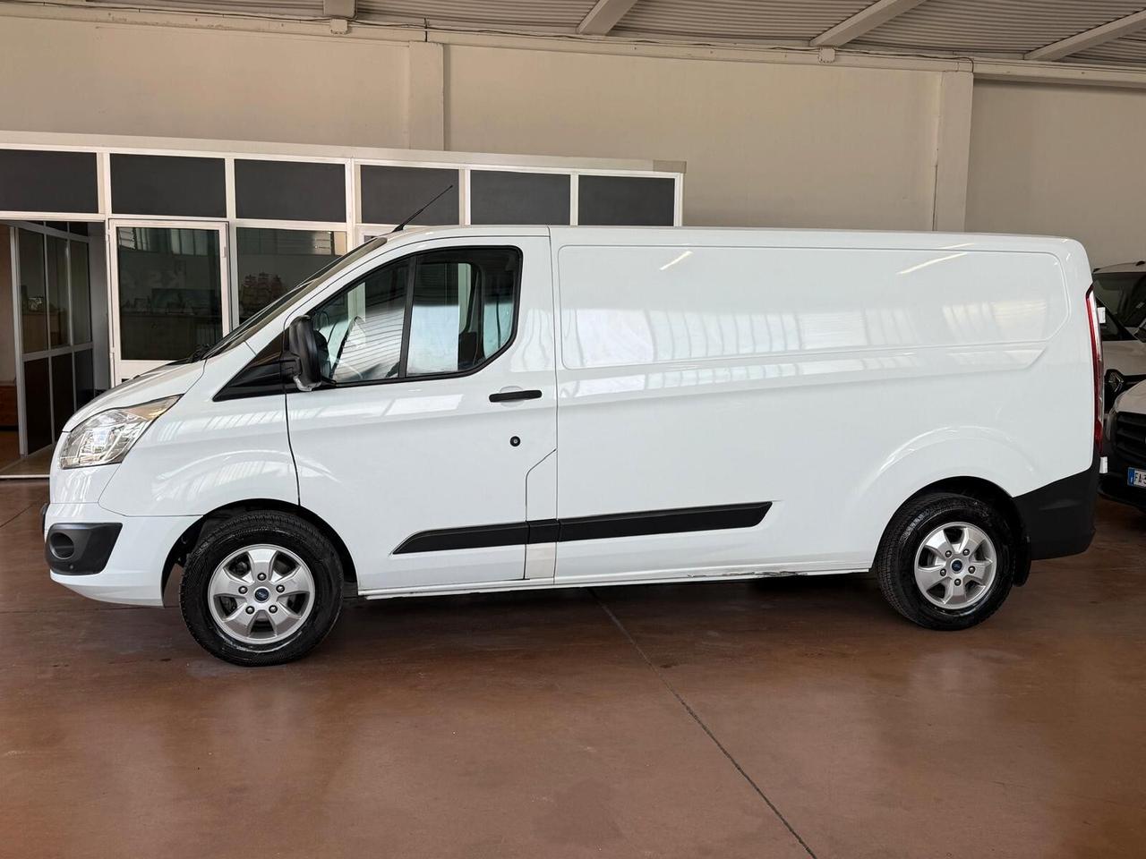 Ford Transit custom L2 H1 PASSO LUNGO 2.0 TDCI
