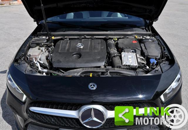MERCEDES-BENZ A 180 d Automatic Business Extra