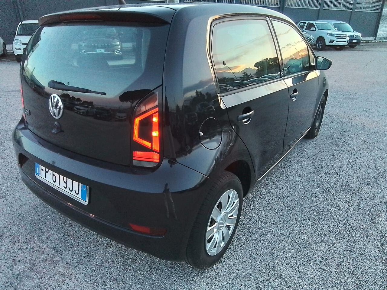 Volkswagen UP 1.0