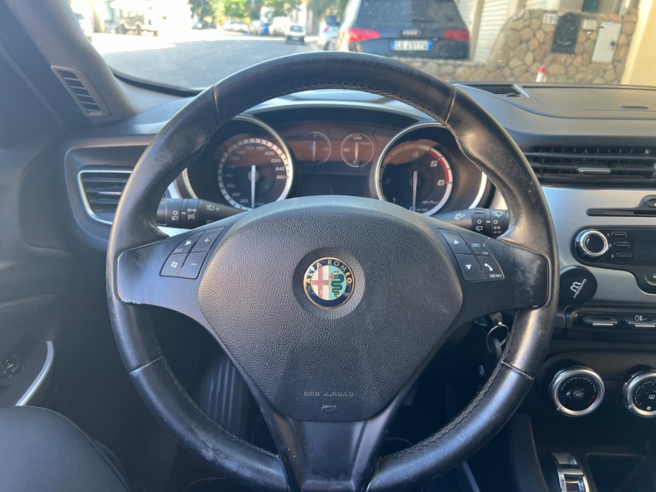 Alfa Romeo Giulietta 1.6 JTDm-2 105 CV Exclusive