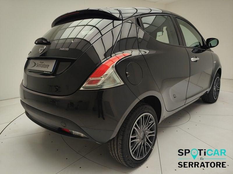 Lancia Ypsilon **FUORI PRODUZIONE** My23 1.0 Firefly 70 CvStart&Stop Hybrid Silver Plus