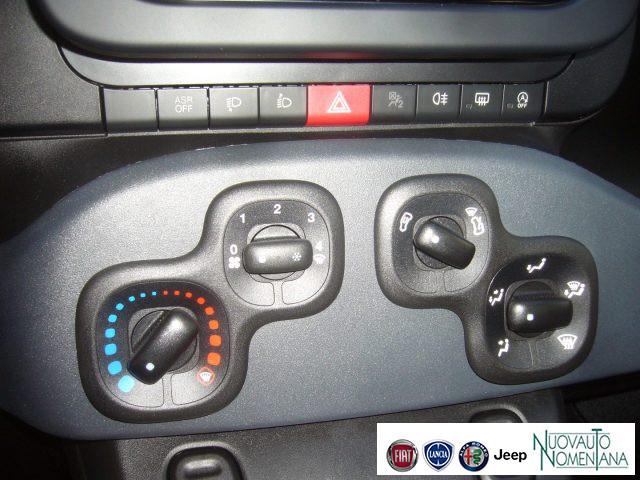 FIAT Panda 1.0 FireFly S&S Hybrid Icon 5°posto Pack City