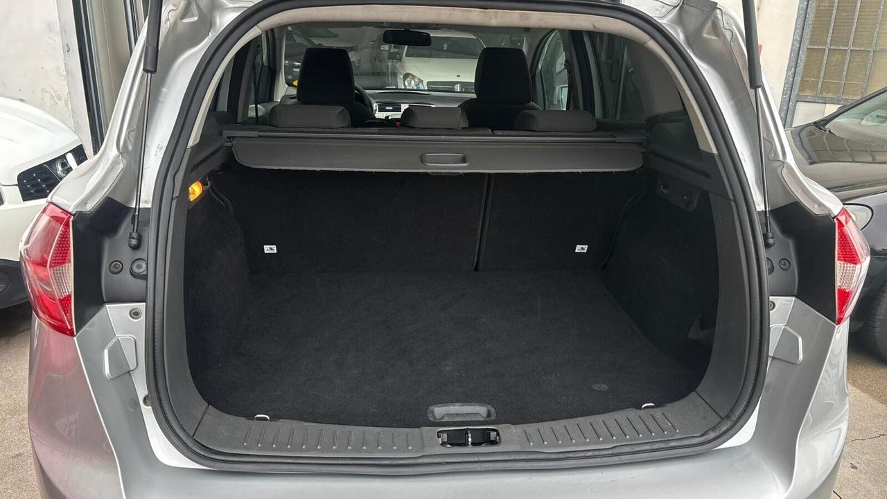 Ford Kuga 2.0 TDCi 136 CV 2WD Titanium DPF