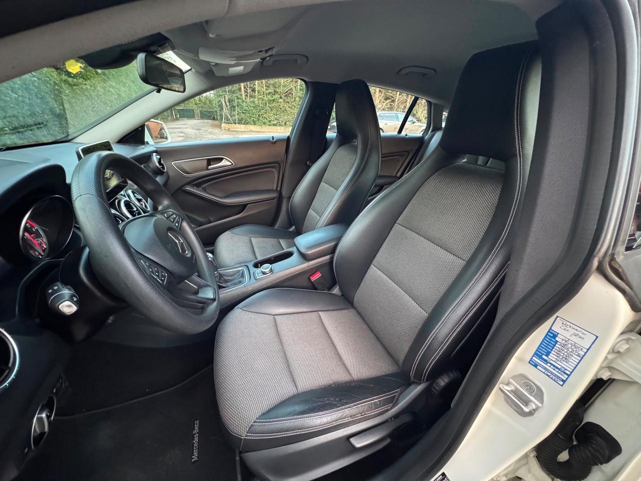 Mercedes-benz CLA 180 d S.W. Executive