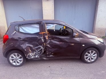 Opel Karl 1.0 INCIDENTATA