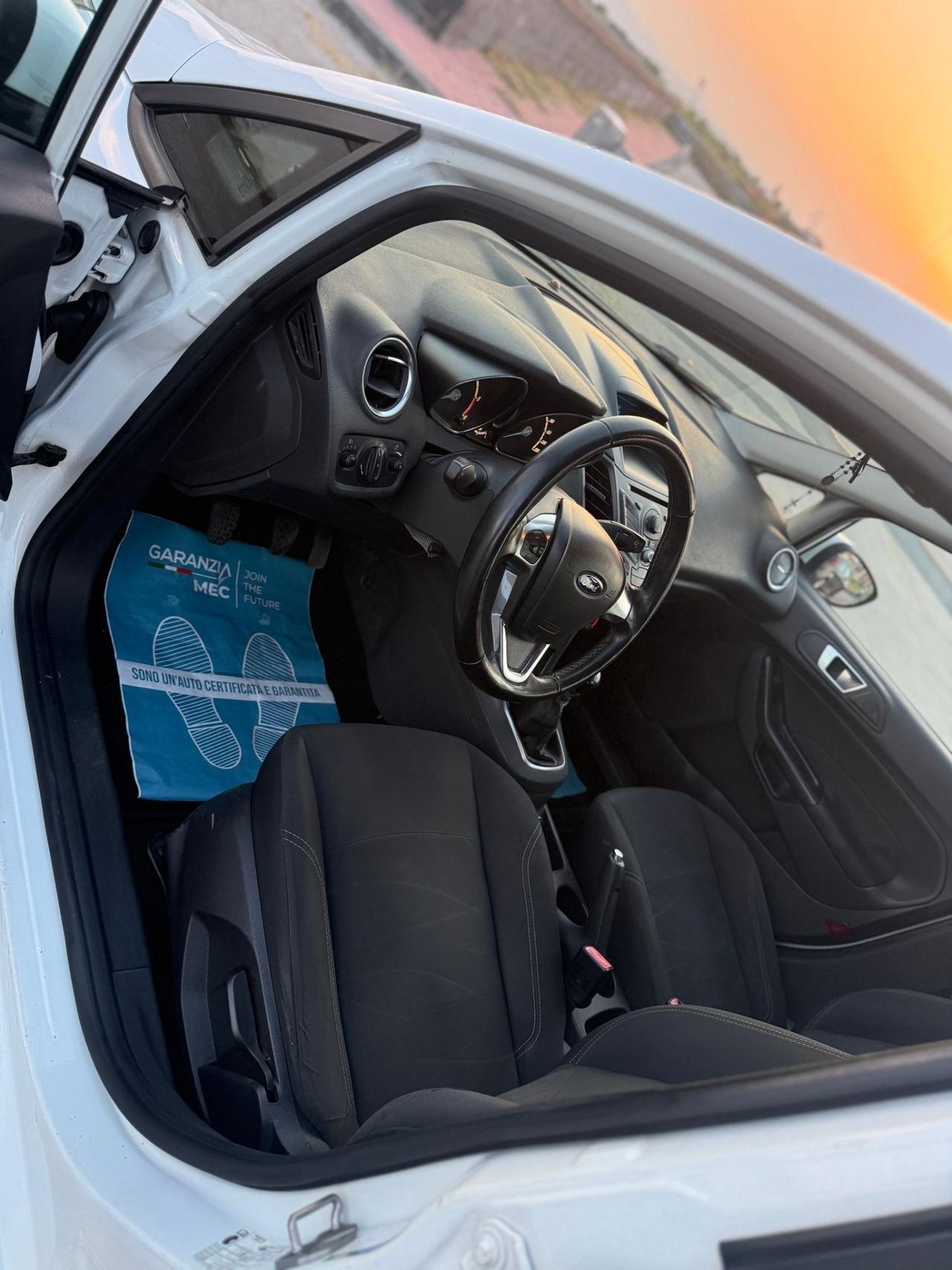 Ford Fiesta 1.5 TDCi 75CV