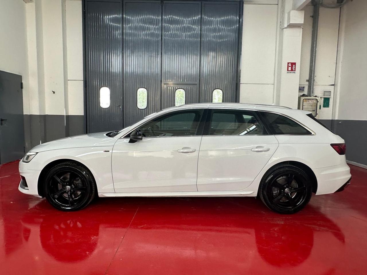 Audi A4 Avant 35 TDI/163 CV S tronic line edition
