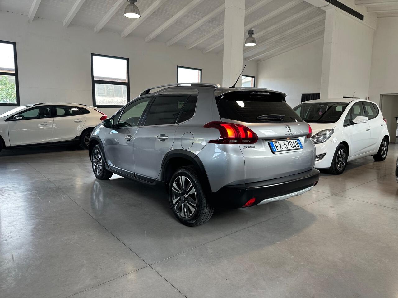 Peugeot 2008 PureTech 82 S&S Allure