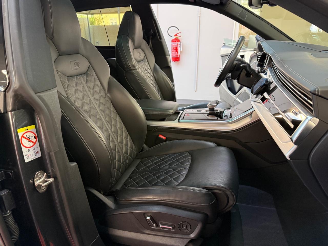 Audi SQ8 4.0 TFSI quattro sport attitude - FABIANOAUTO