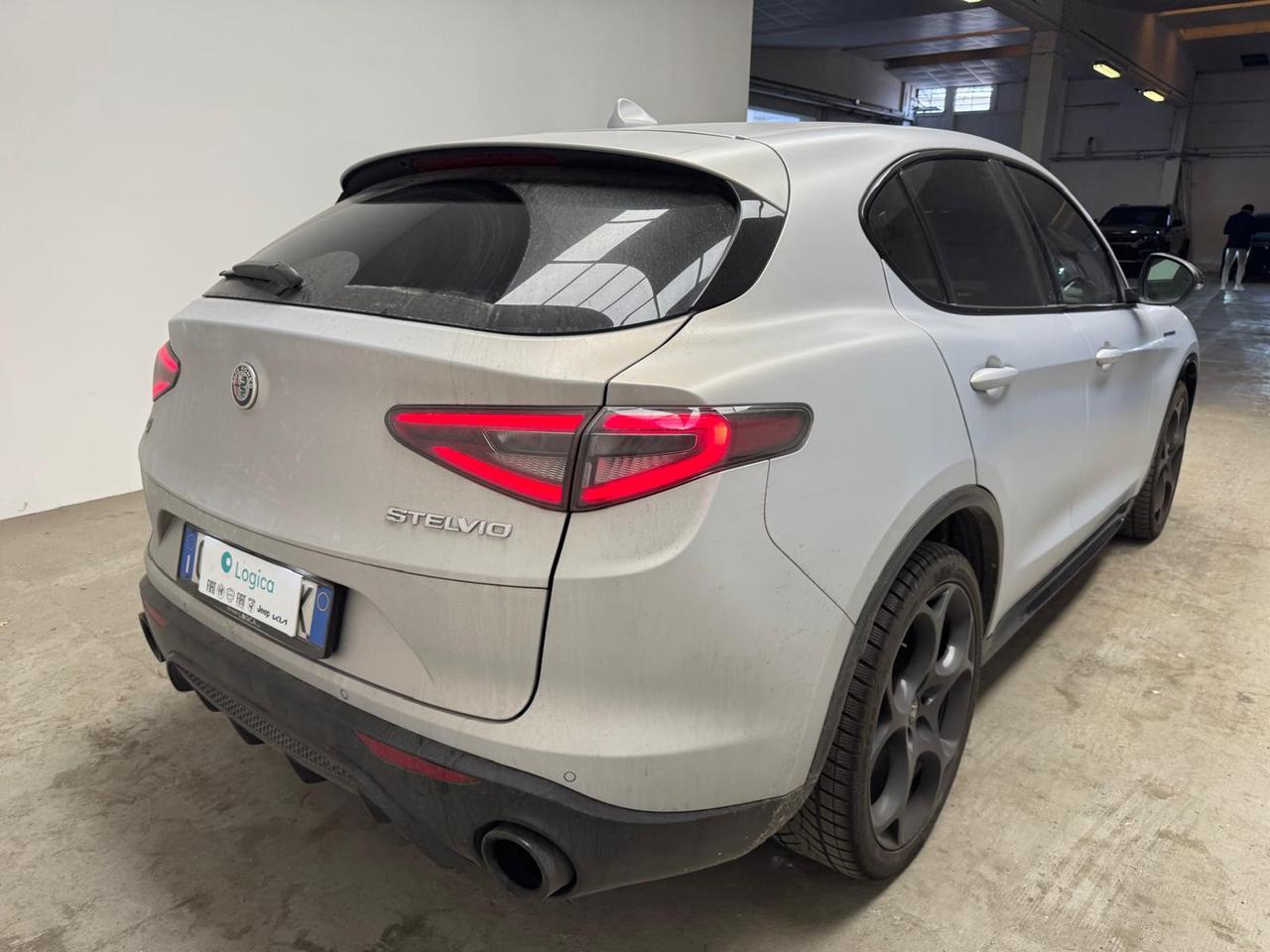 ALFA ROMEO Stelvio - Stelvio 2.2 t Competizione Q4 210cv auto