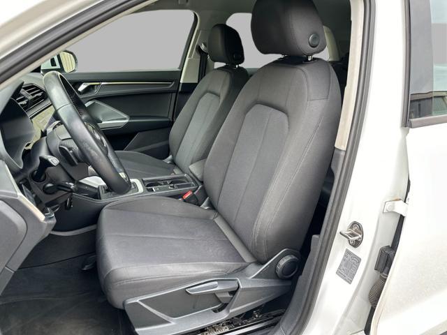AUDI Q3 35 TDI S tronic Business
