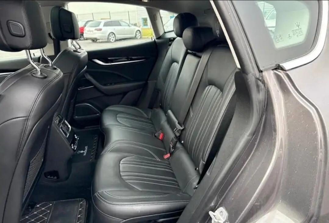 Maserati Levante V6 Diesel EURO 6 pari al Nuovo
