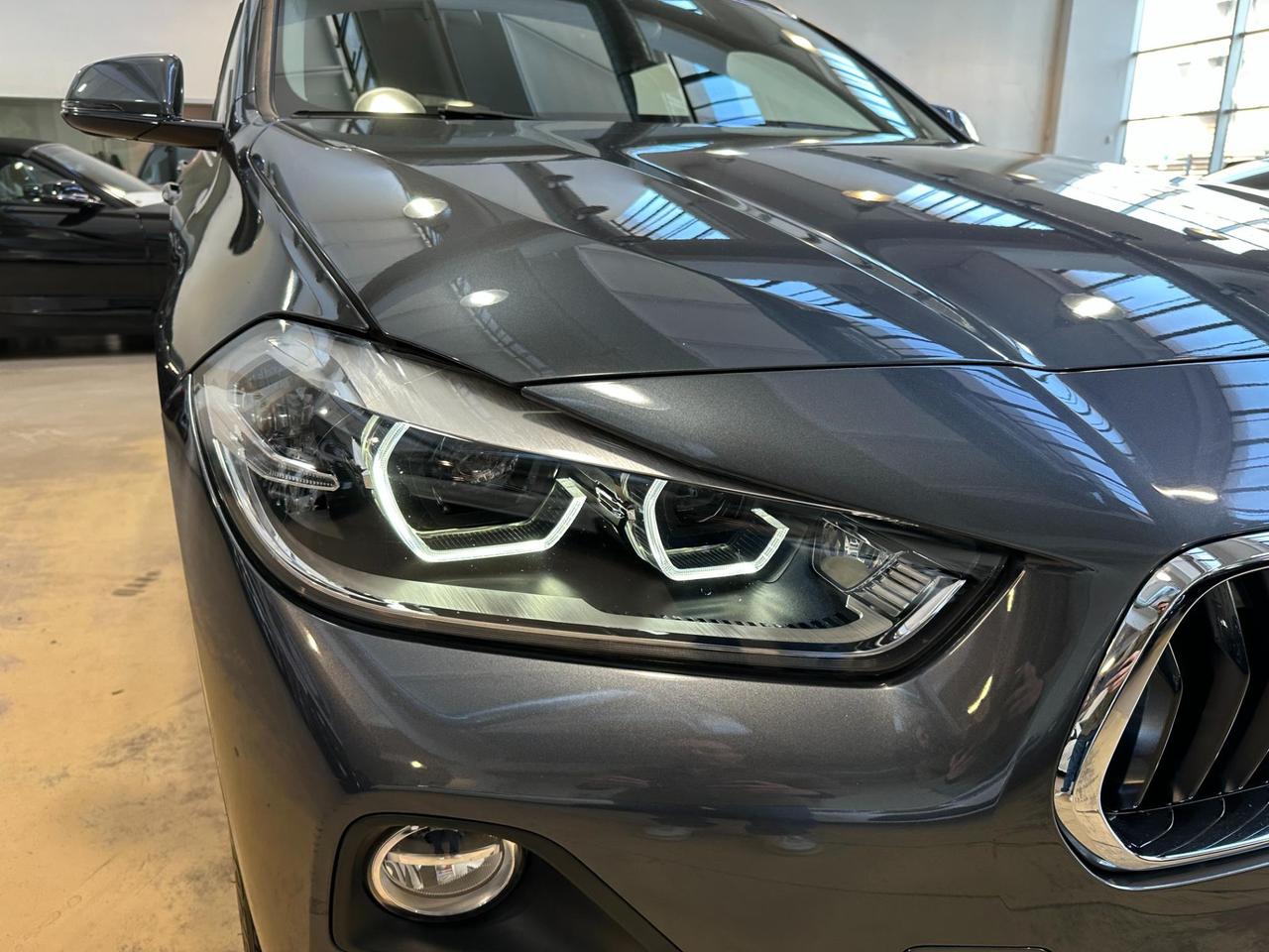 BMW X2 xdrive20d Advantage - LED - 19"- Navi
