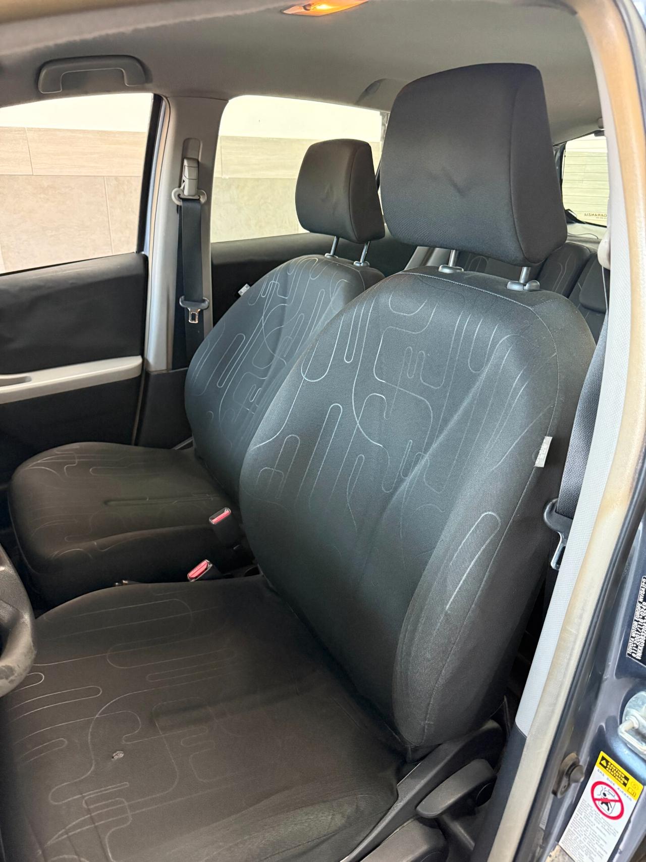 Toyota Yaris 1.0 5 porte