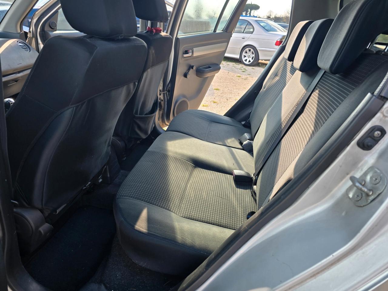 Suzuki Swift 1.3 DDiS 5p. 70cv