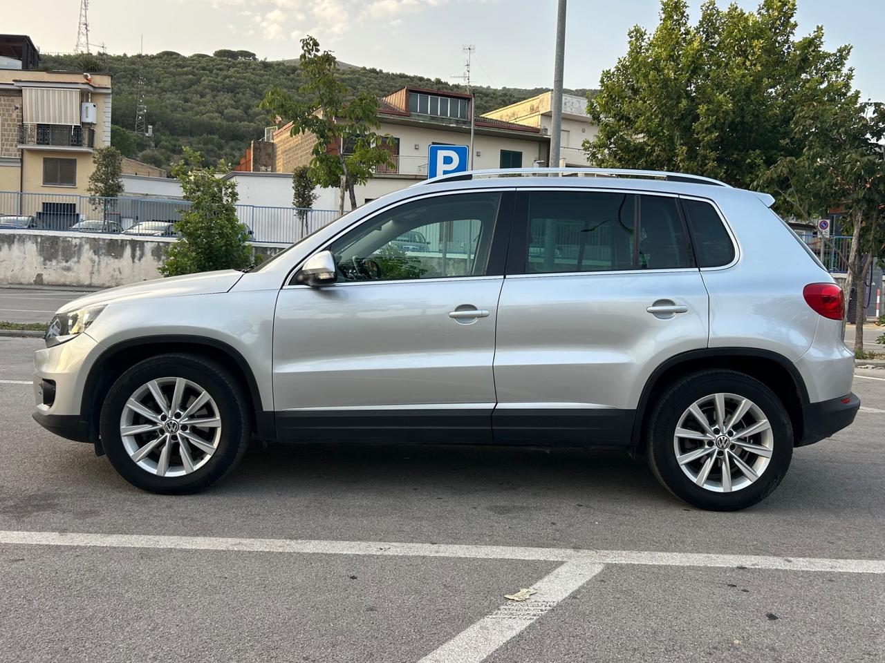 Volkswagen Tiguan 2.0 TDI 150 CV BLUEMOTION GANCIO TRAINO