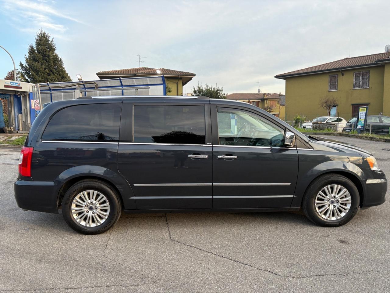 Lancia Voyager 2.8 Turbodiesel Platinum 177 CV