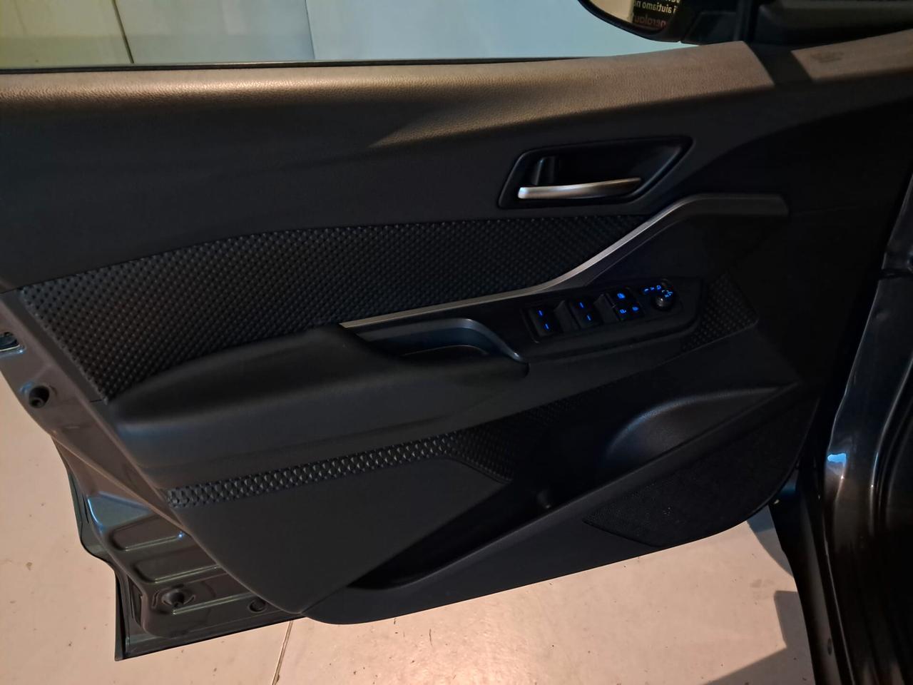 Toyota C-HR 1.8 Hybrid E-CVT Business