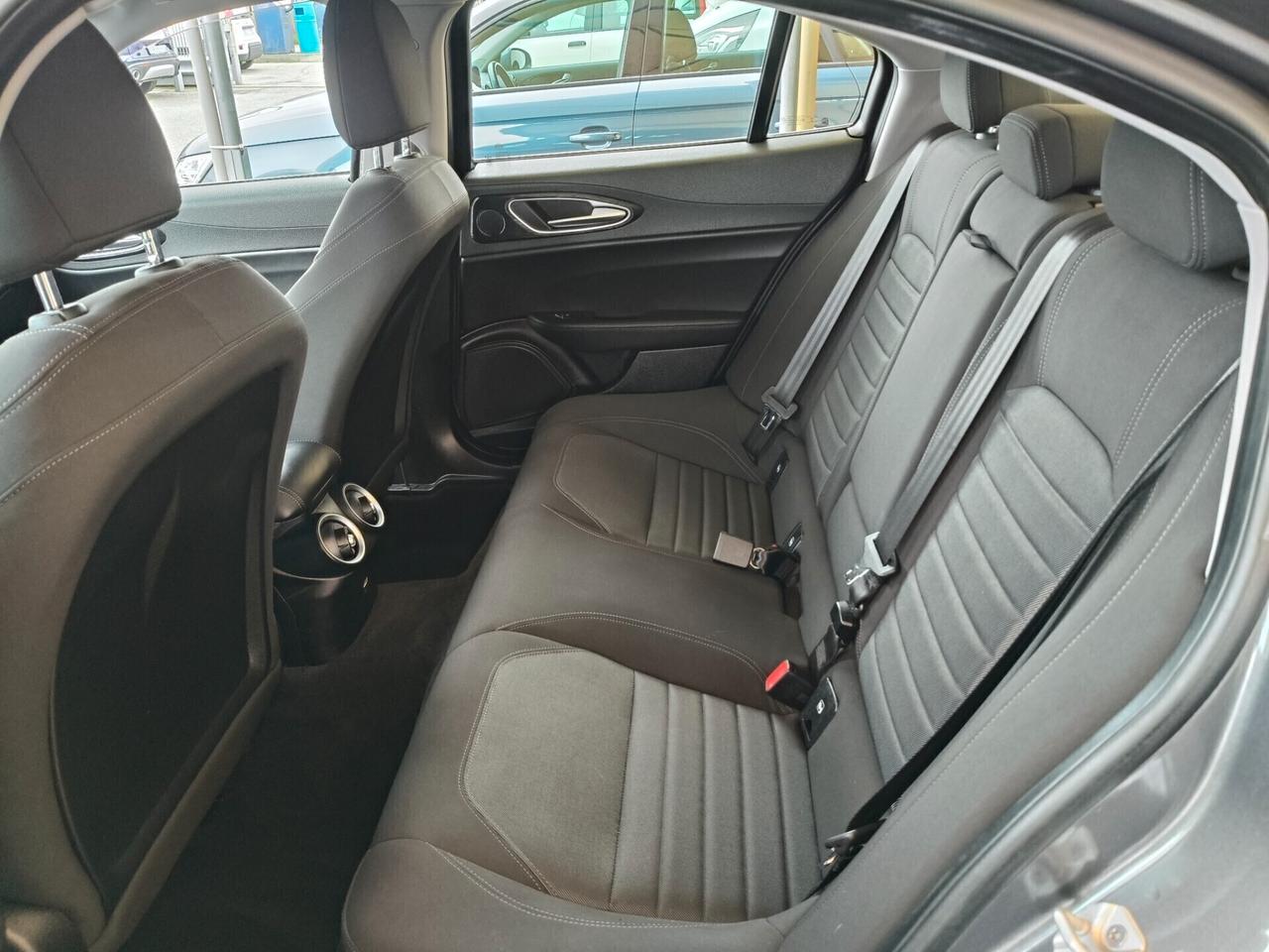 Alfa Romeo Giulia 2.2 Turbodiesel 160 CV Business PREZZO REALE