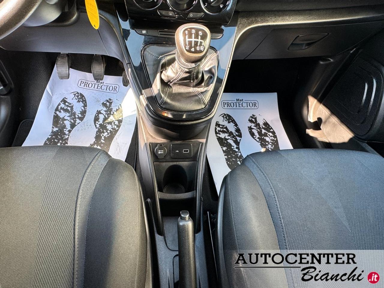 Lancia Ypsilon 5 Porte 1.0 firefly hybrid Gold s&s 70cv
