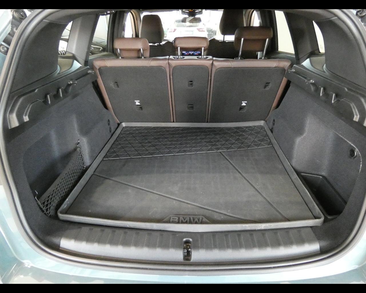 BMW X1 (U11) - X1 xDrive 20d