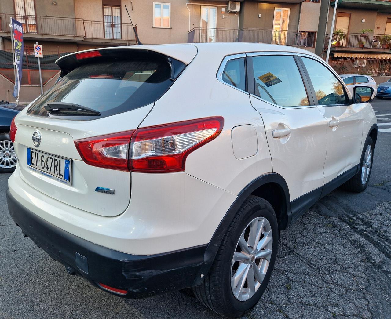 Nissan Qashqai 1.5 dCi DPF Tekna