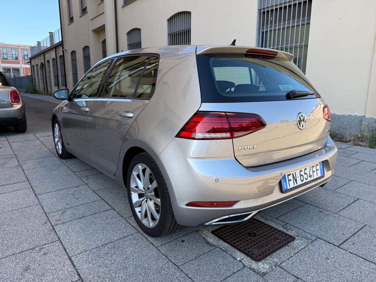 Volkswagen Golf 2.0 TDI 5p. 4MOTION Highline BlueMotion Technology