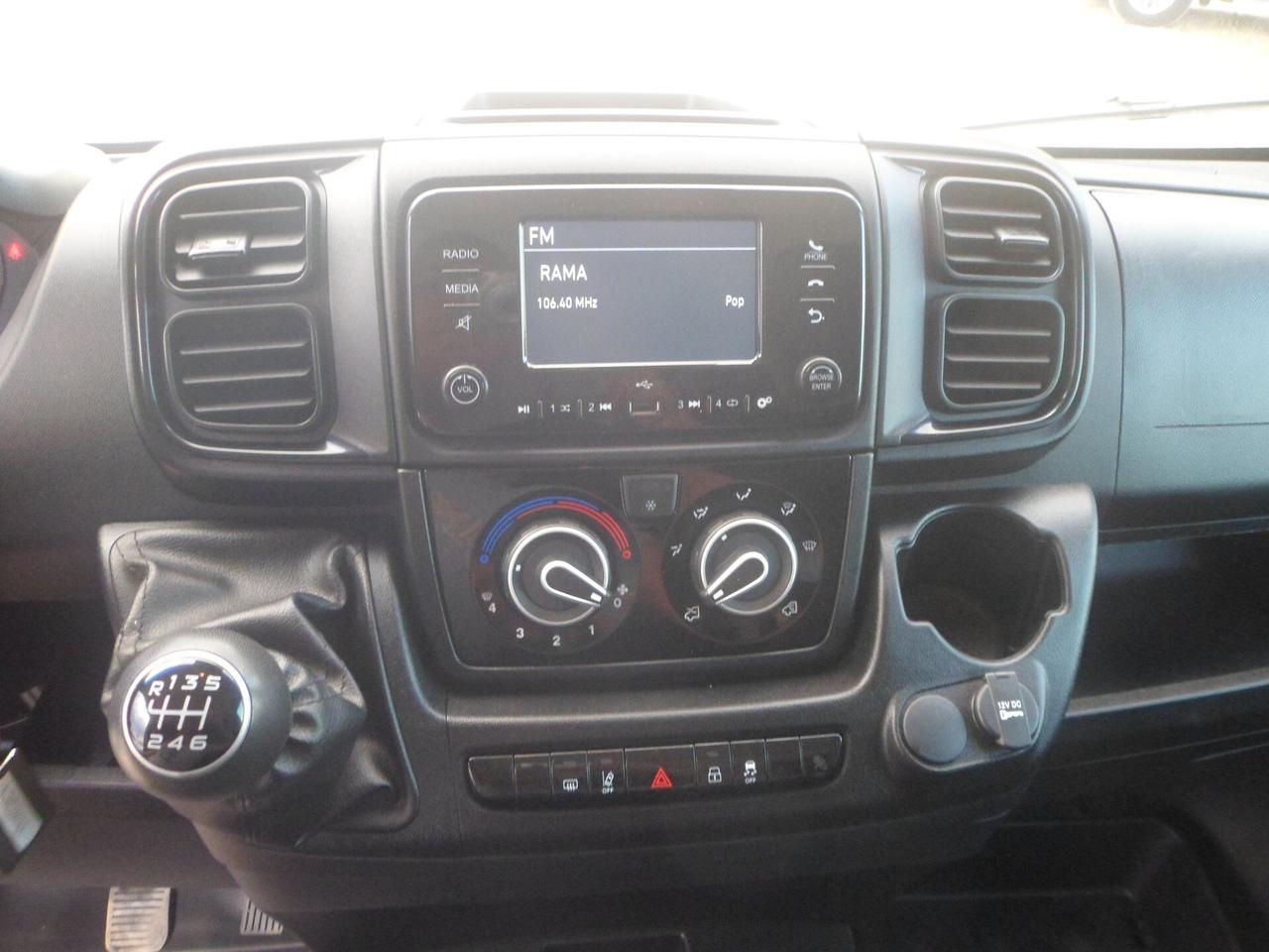 Fiat Ducato furgone lungo