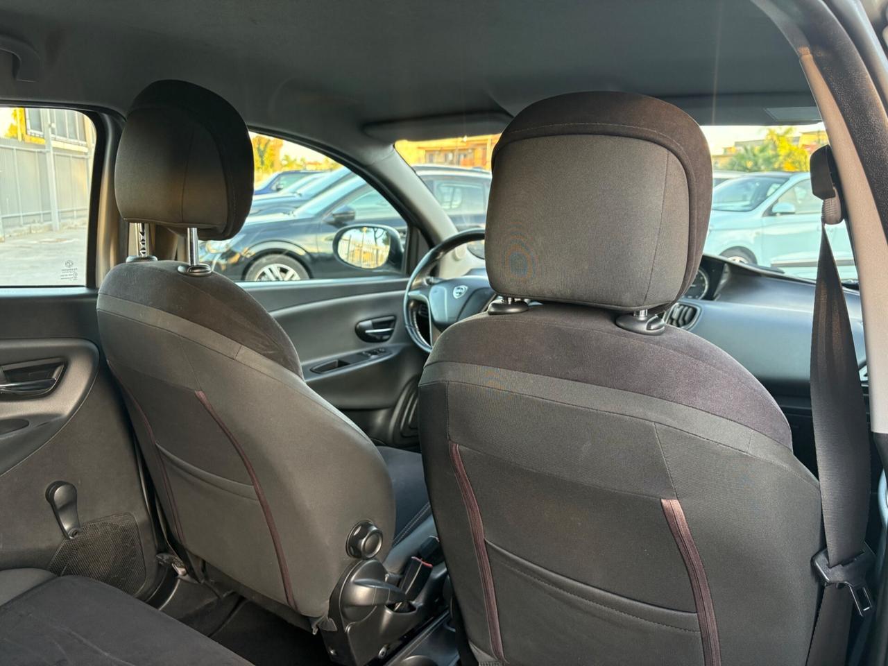 Lancia Ypsilon 1.2 69 S&S Platinum GPL