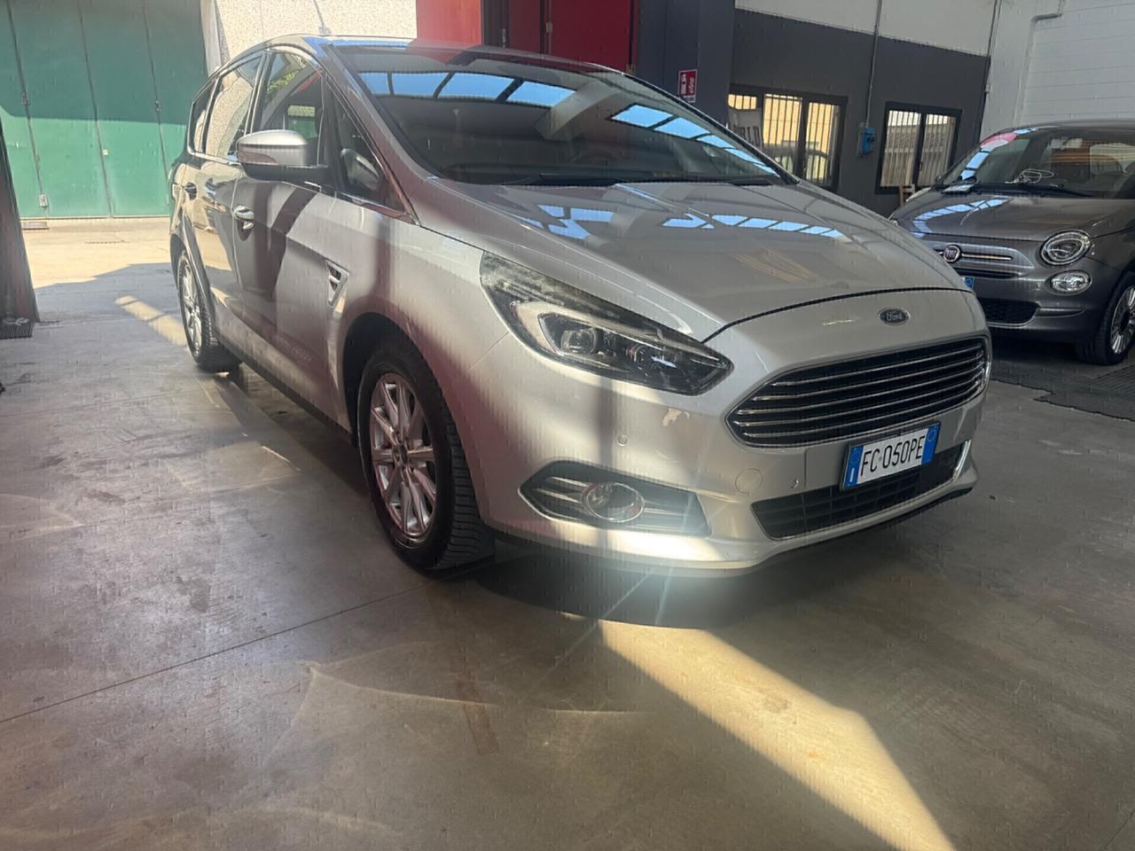 FORD S-MAX 2.0 Tdci 180 cv TITANIUM -2016
