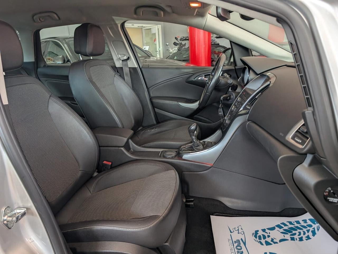 Opel Astra 1.4 Turbo 140CV Sports Tourer GPL Tech Cosmo