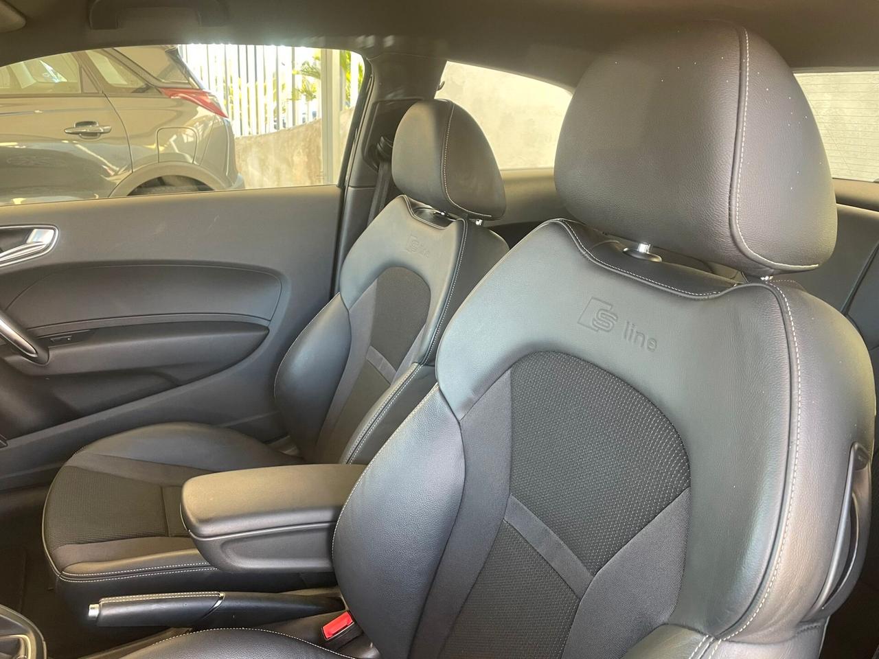 Audi A1 SPB 1.6 TDI S line edition plus 3P