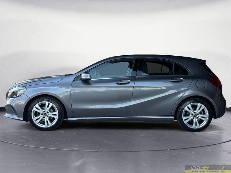 Mercedes-Benz Classe A A 180 d Sport