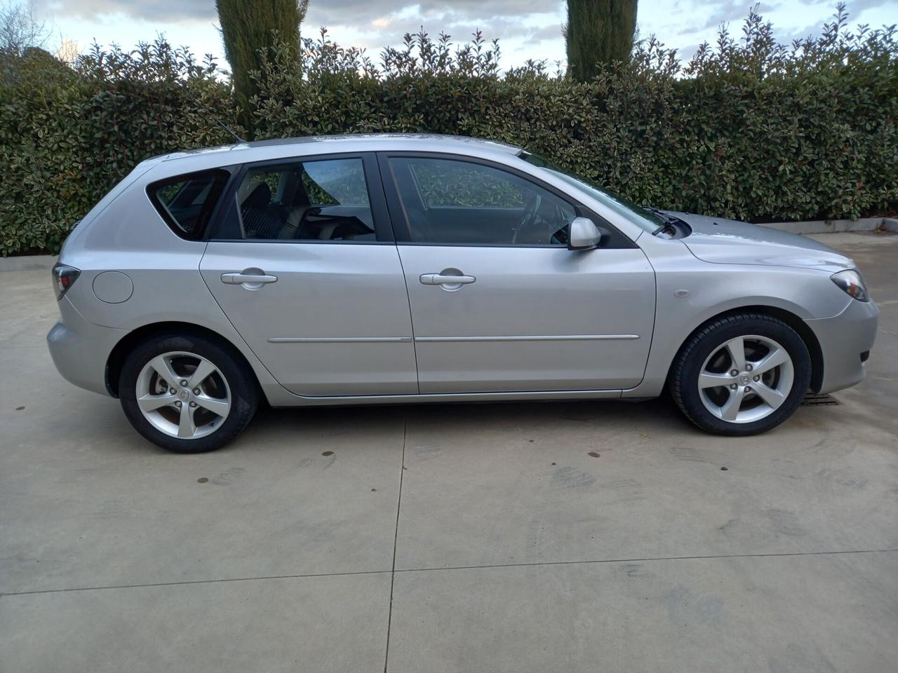 Mazda3 1.6 TD 16V 109CV Hot 77000 km