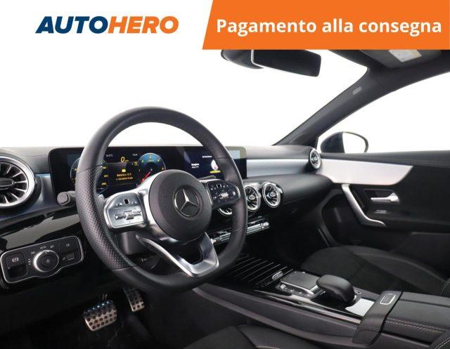 MERCEDES-BENZ A 180 d Automatic Premium