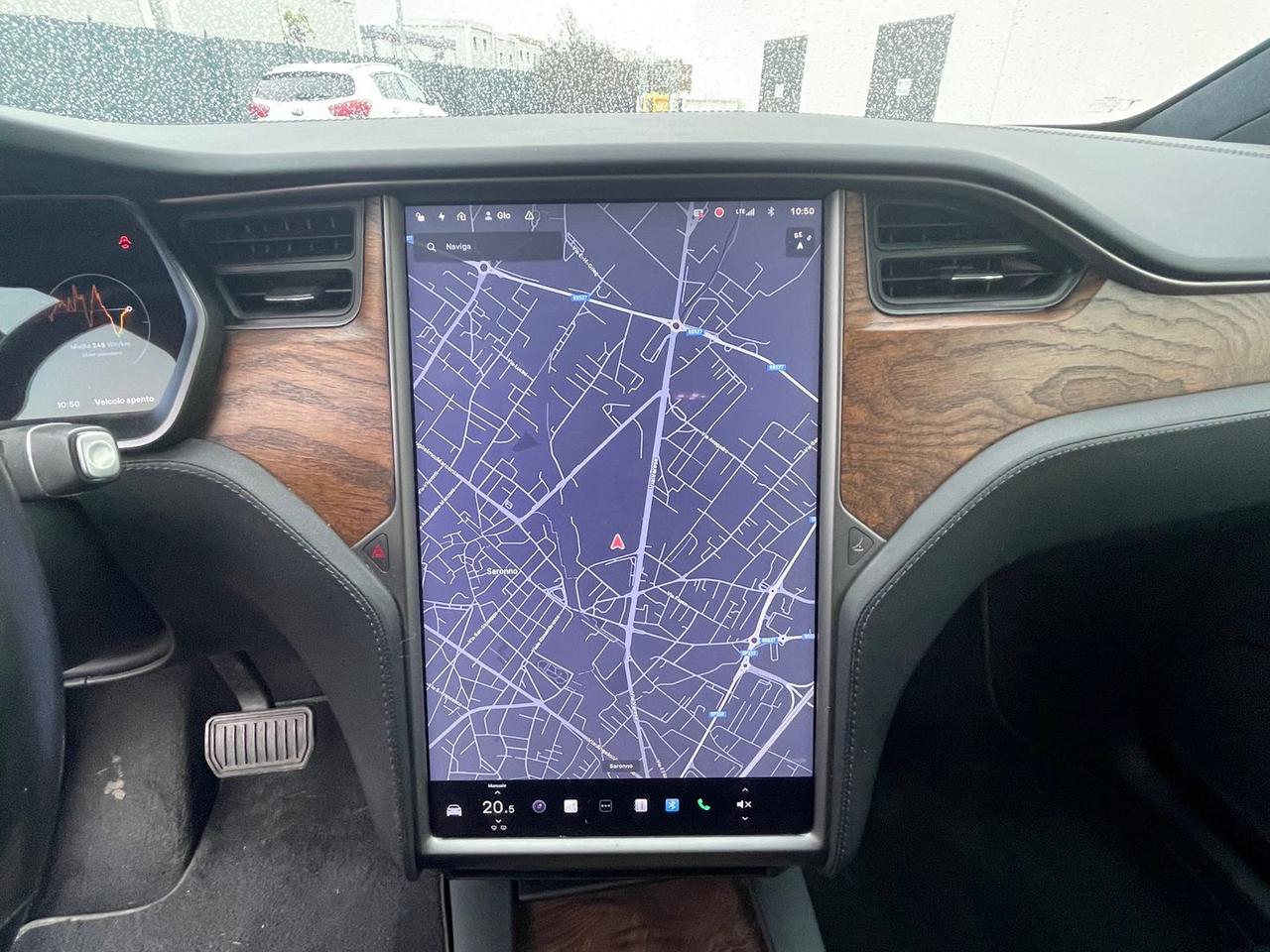 Tesla Model X Long Range 100 D